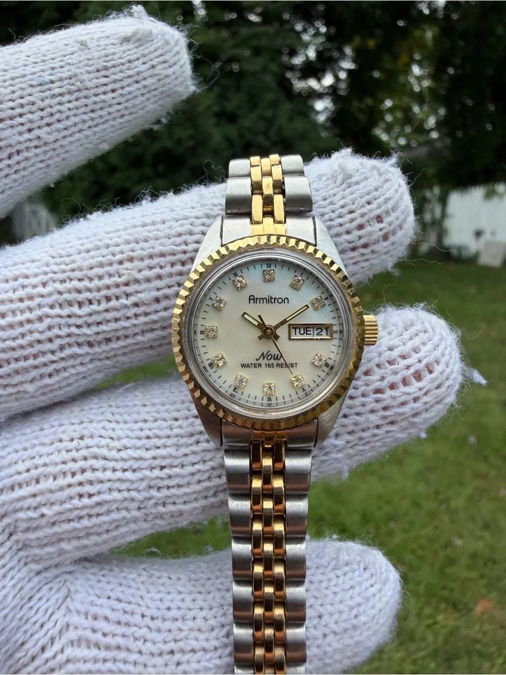 Vintage Armitron Now Women's Two-Tone Watch Day/Date Crystal Markers 165ft WR